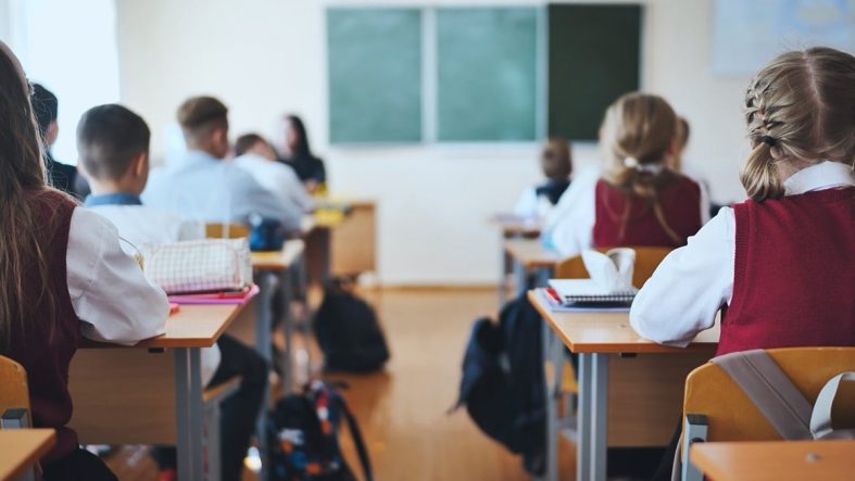 Özel eğitim kurumlarına yeni düzenleme: Girişlerde zorunlu olacak